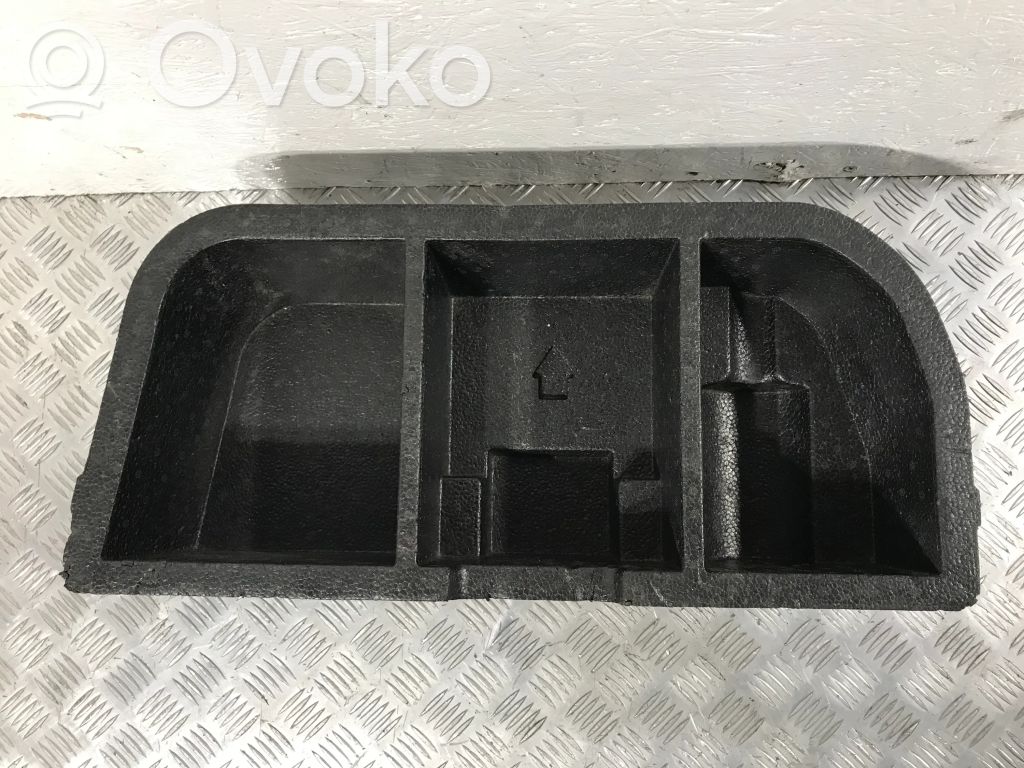 Toyota Verso Tool box 