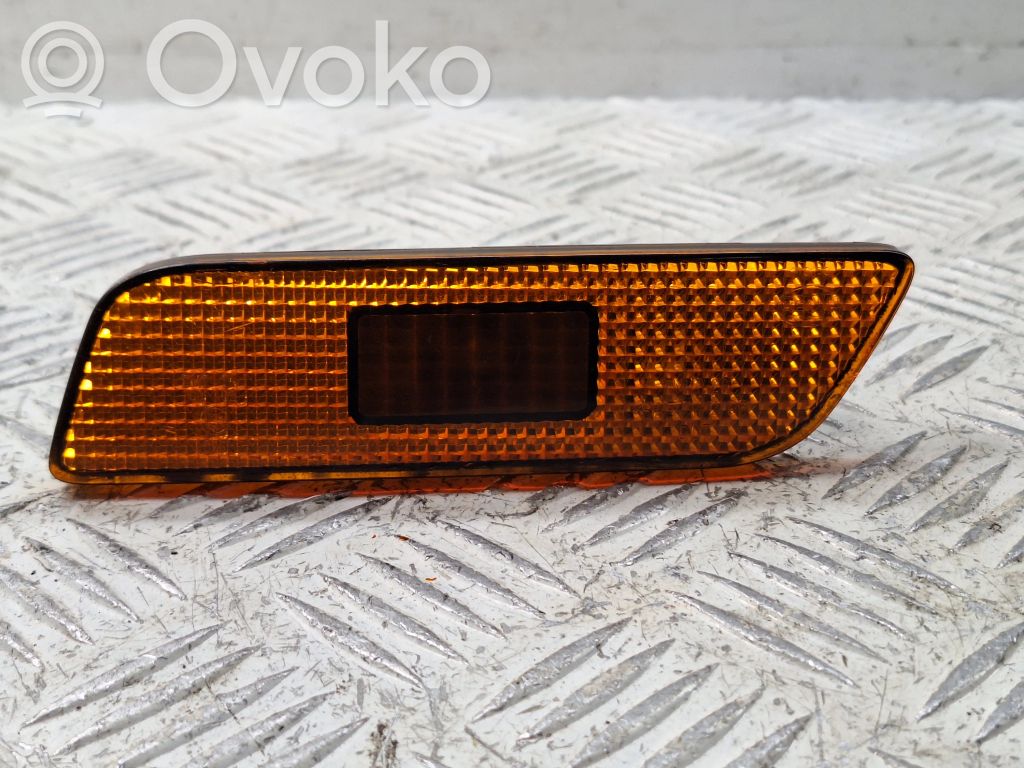 Volvo S80 Front fender indicator light 