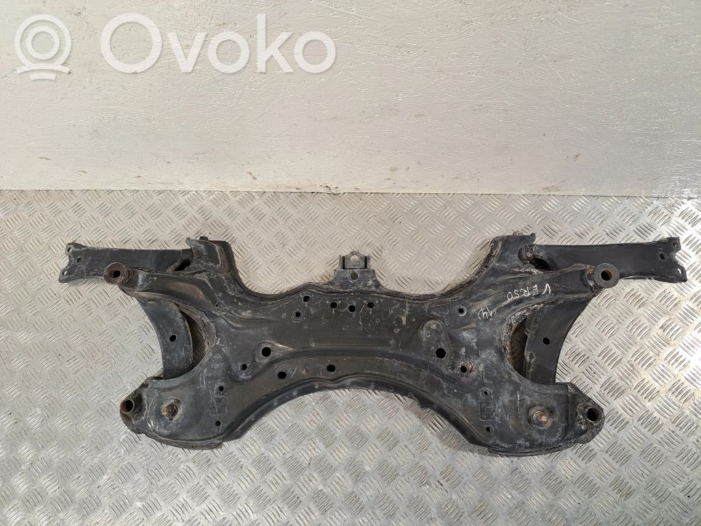 Toyota Corolla Verso AR10 Front subframe 