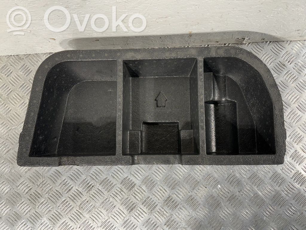 Toyota Verso Tool box 
