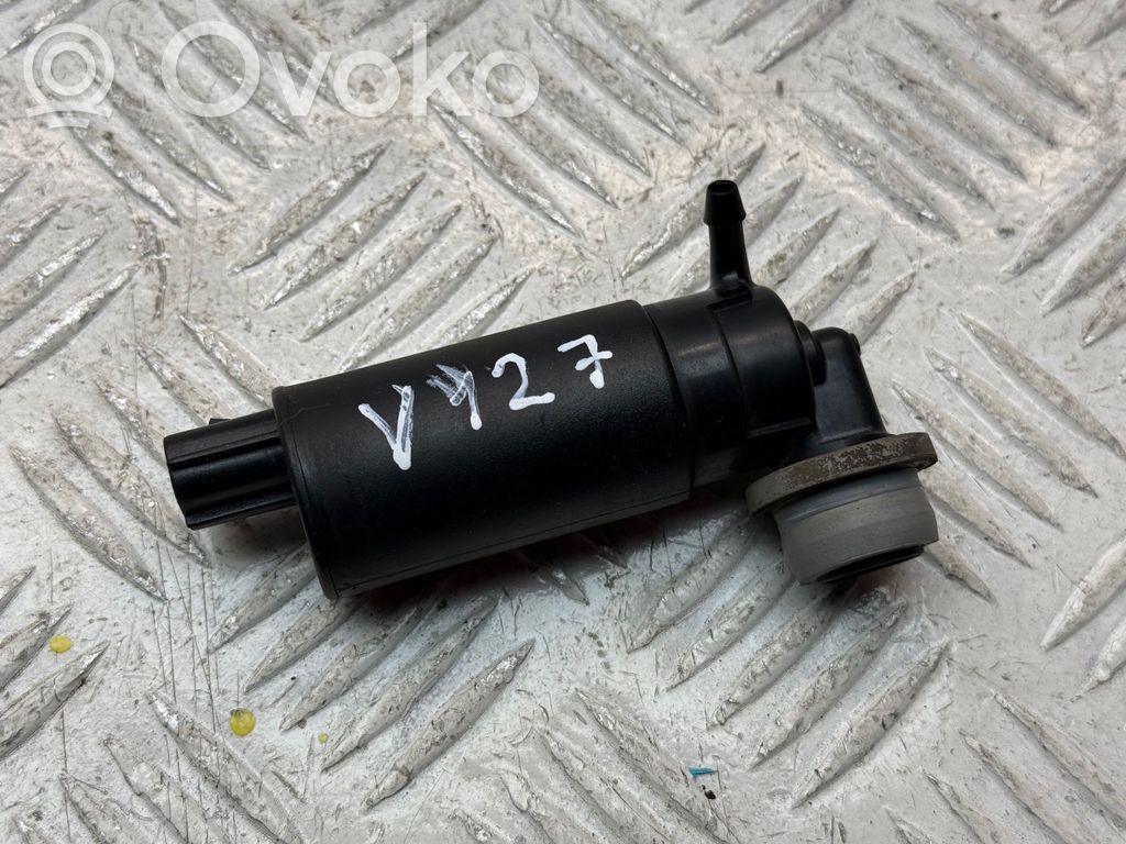 Toyota Corolla Verso AR10 Windscreen/windshield washer pump 