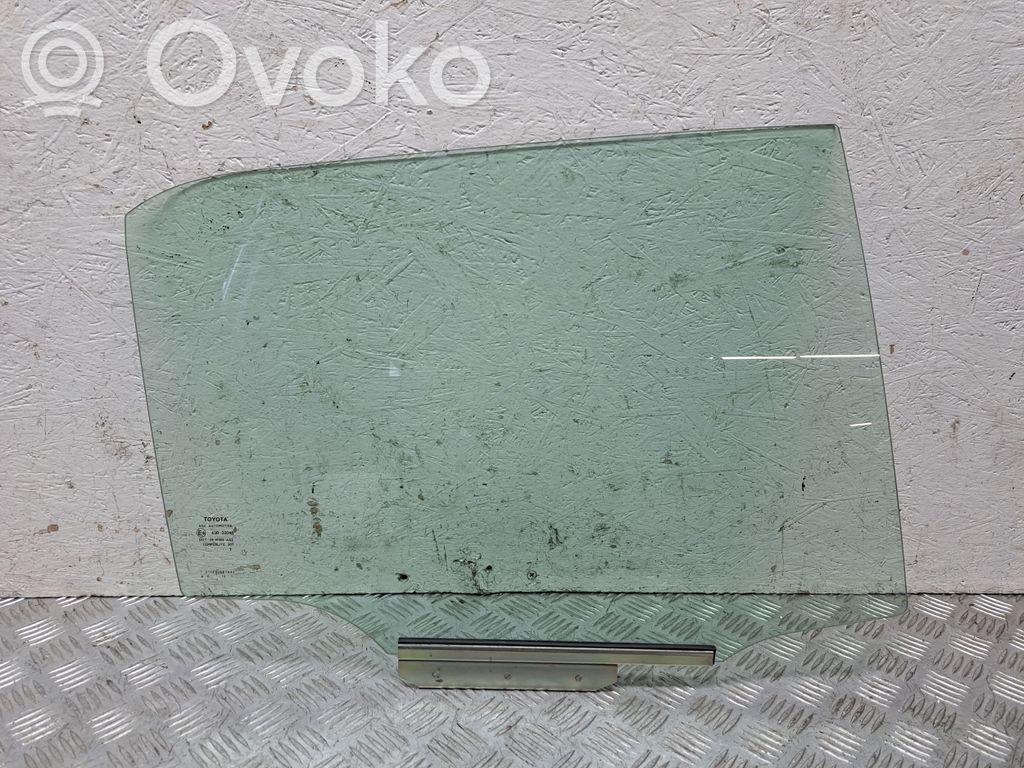 Toyota Auris 150 Szyba drzwi tylnych 