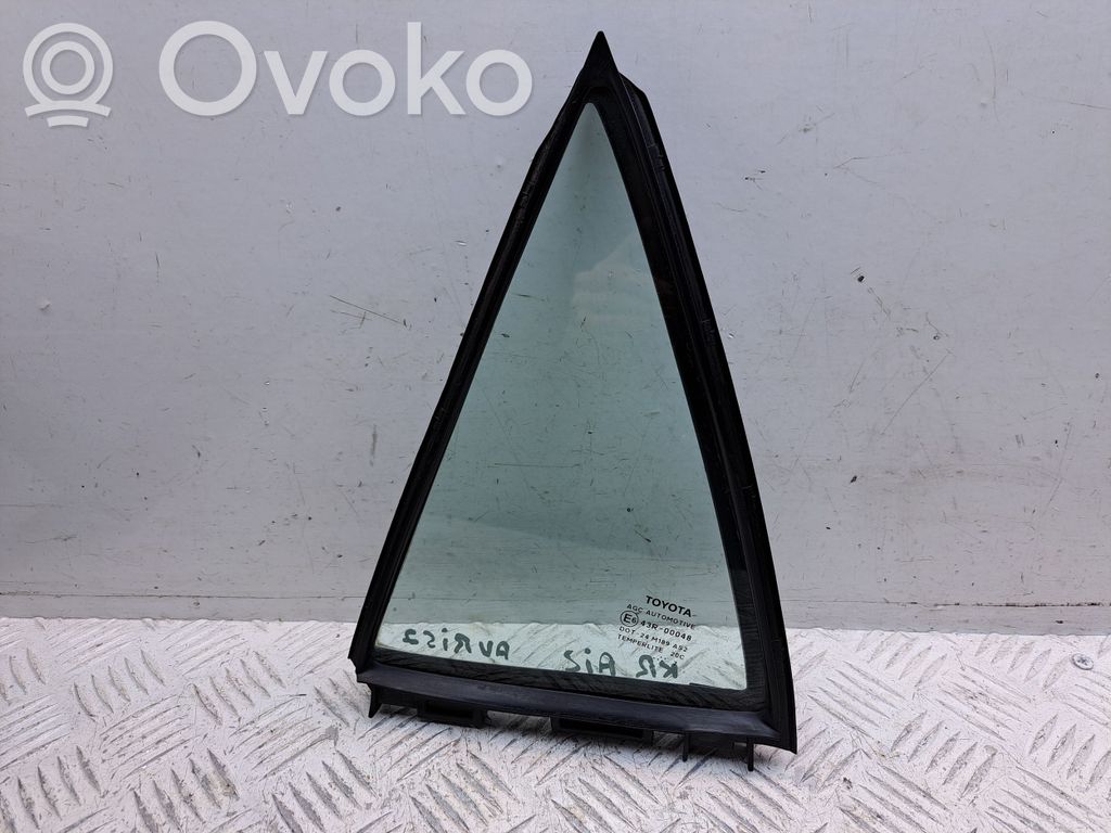 Toyota Auris 150 Ventanilla de ventilación de la puerta trasera 