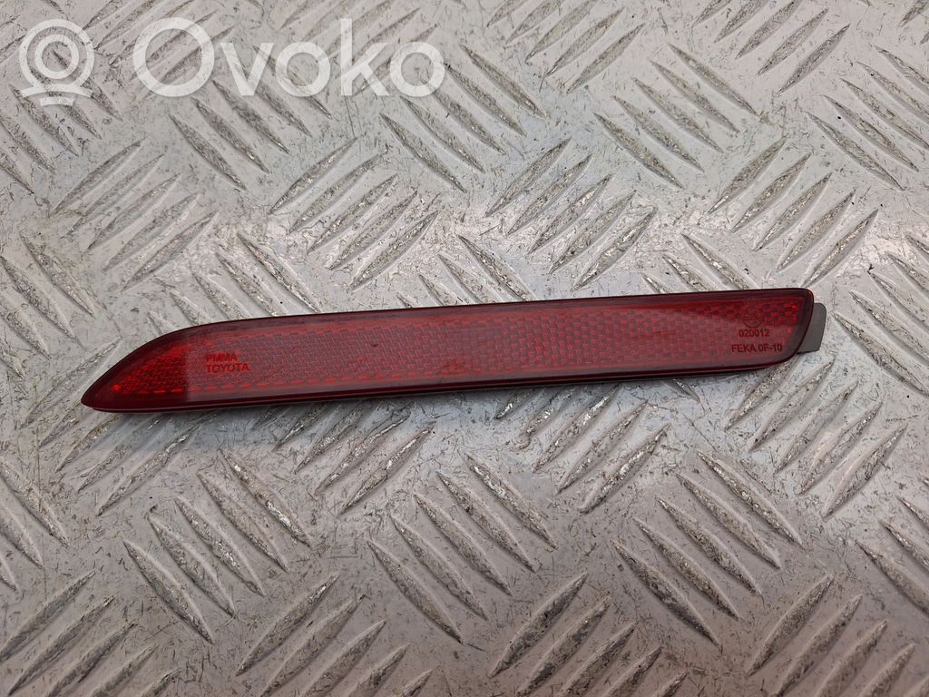 Toyota Verso Задний oтражатель 
