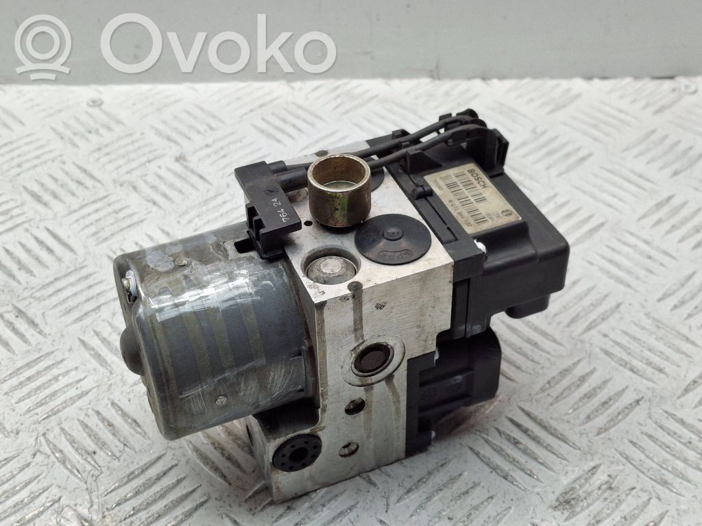 Volkswagen PASSAT B5 ABS Pump 
