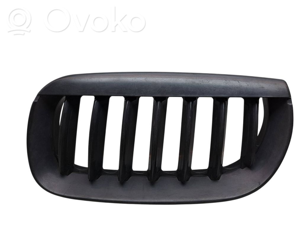 BMW X3 E83 Front grill 