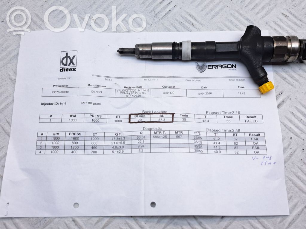 Toyota Corolla Verso AR10 Inyector de combustible 