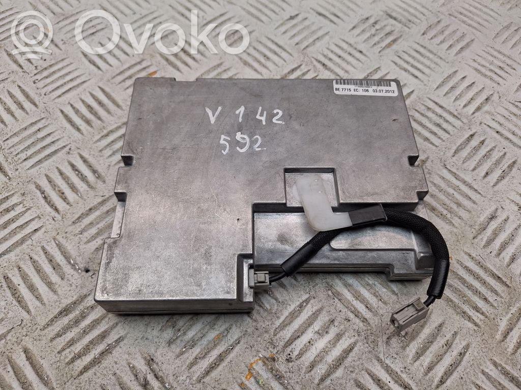 Moduł / Sterownik GPS   86840YY090,10R036158,7715GZDC7522914,000E9FD697F7,2381222,7715GZ0C7522914,B018022,BE7715