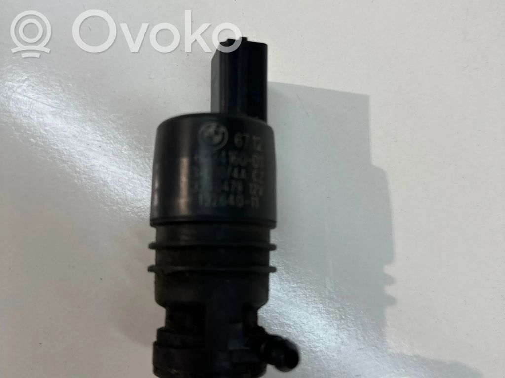 BMW 5 F10 F11 Windscreen/windshield washer pump 