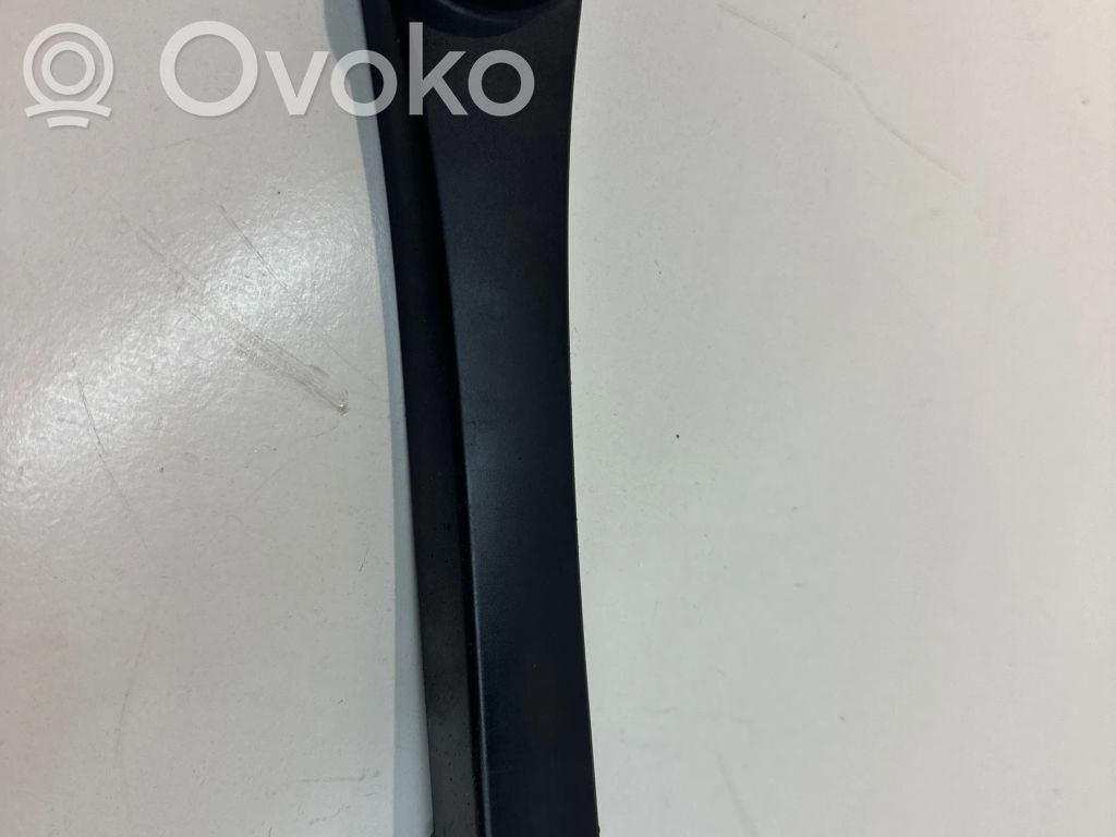 BMW 5 E60 E61 Wiper trim 