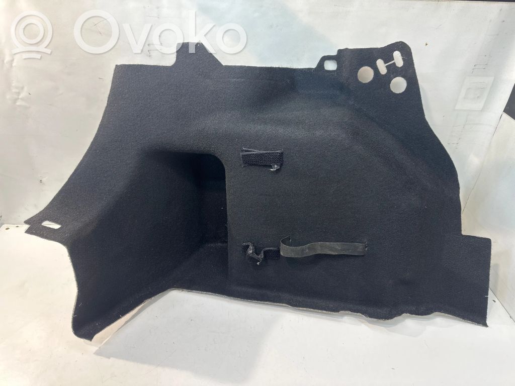 Ford Fiesta Boczek / Tapicerka / bagażnika 