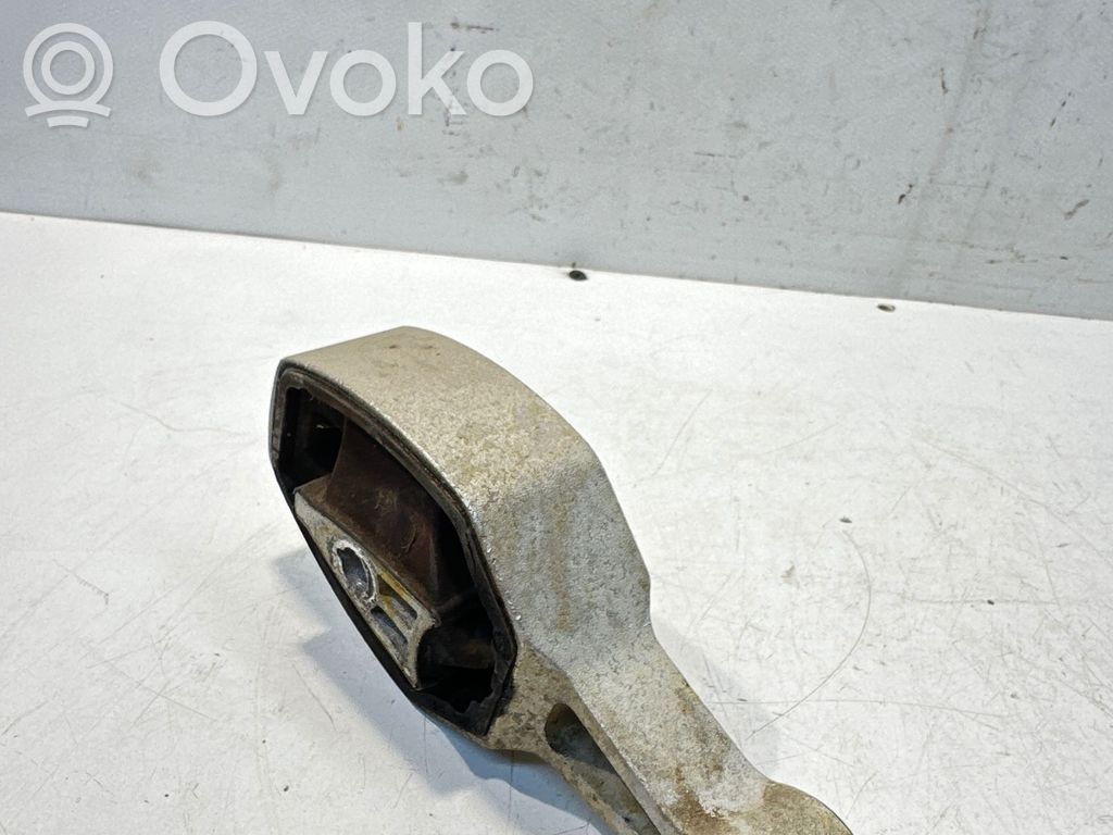 Opel Crossland X Engine mount bracket 