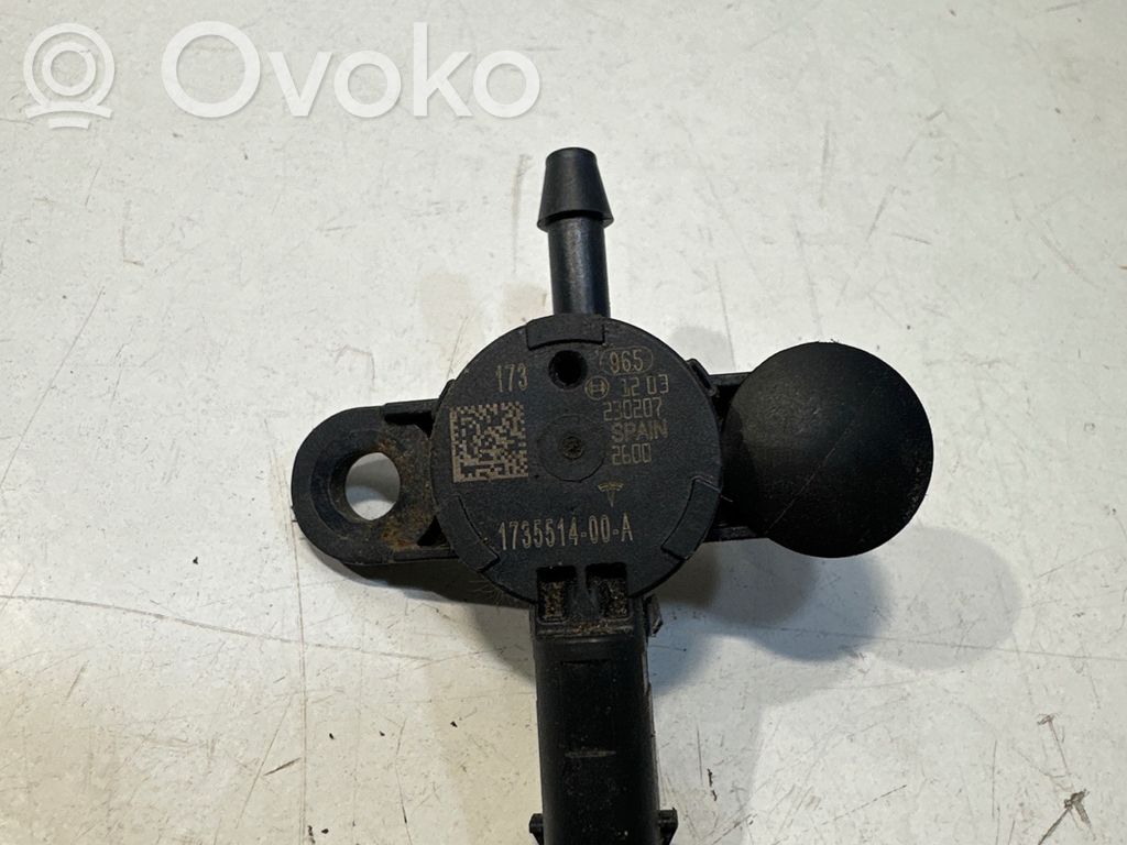 Tesla Model 3 Airbag de peatón 
