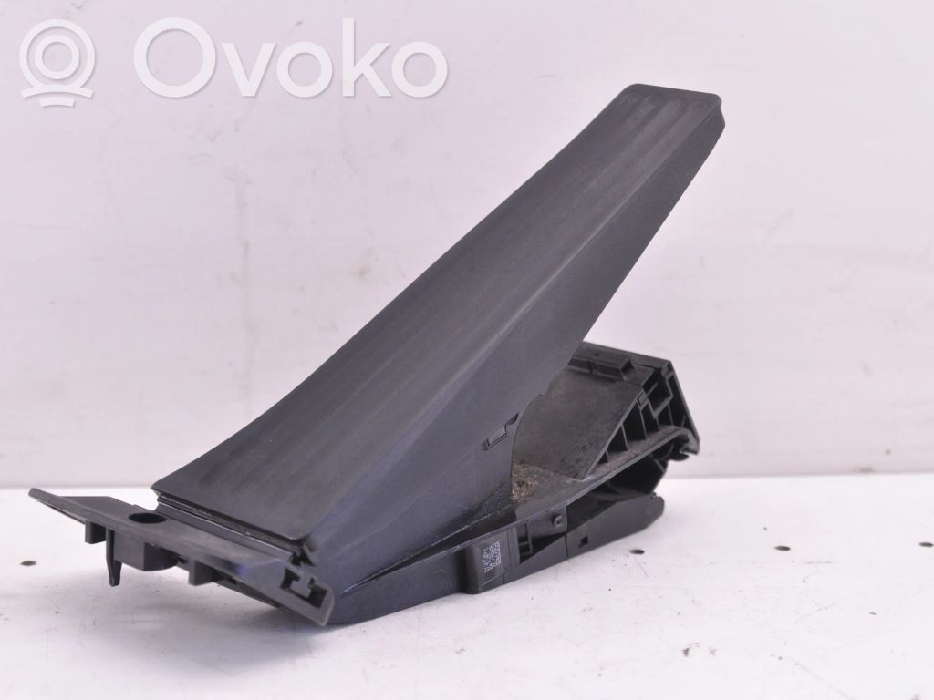 Accelerator throttle pedal   6788633,35426788633