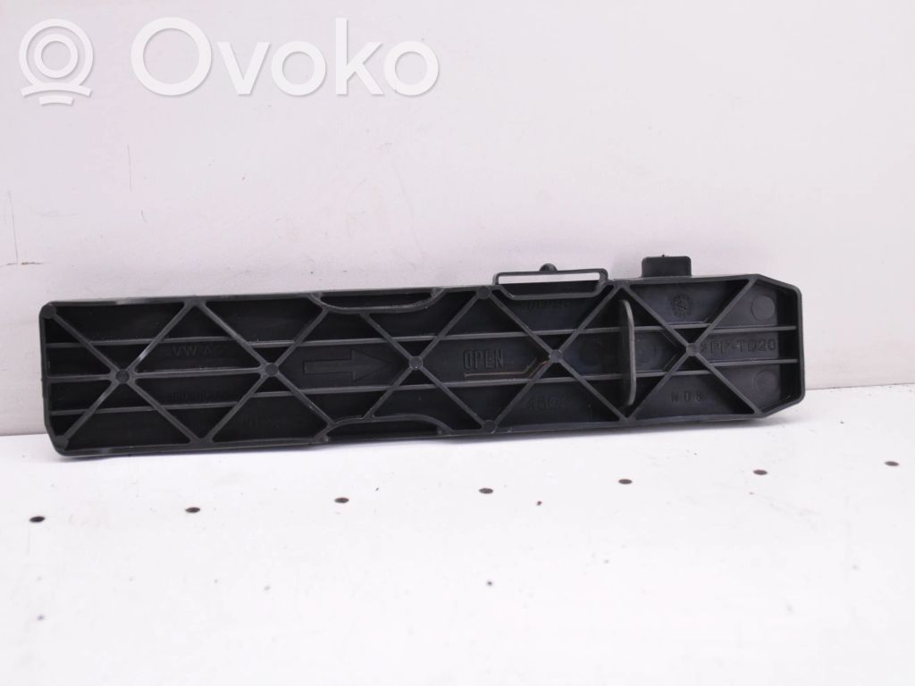 Volkswagen Golf VI Pokrywa mikrofiltra kabiny 