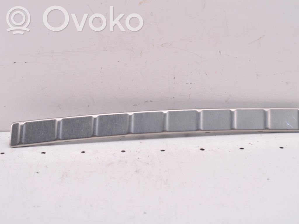 Volvo XC40 Protector del borde del maletero/compartimento de carga 