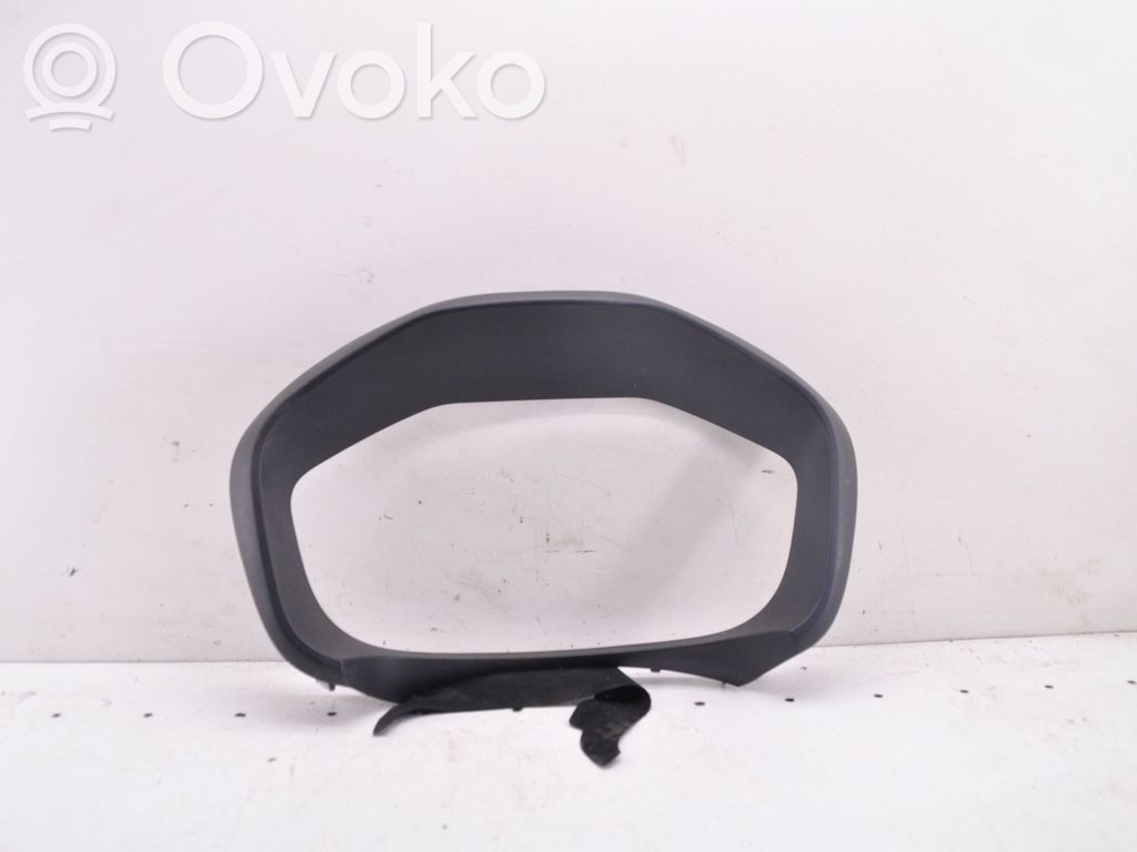 Toyota Yaris Element deski rozdzielczej 