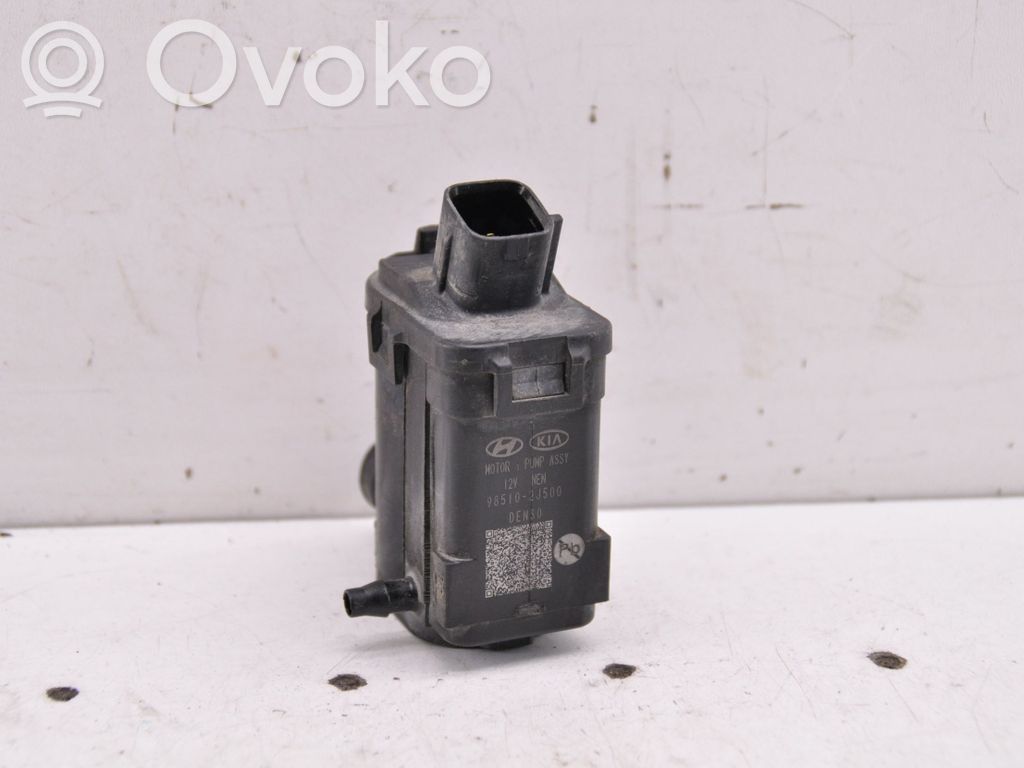 Windscreen/windshield washer pump   985102J500