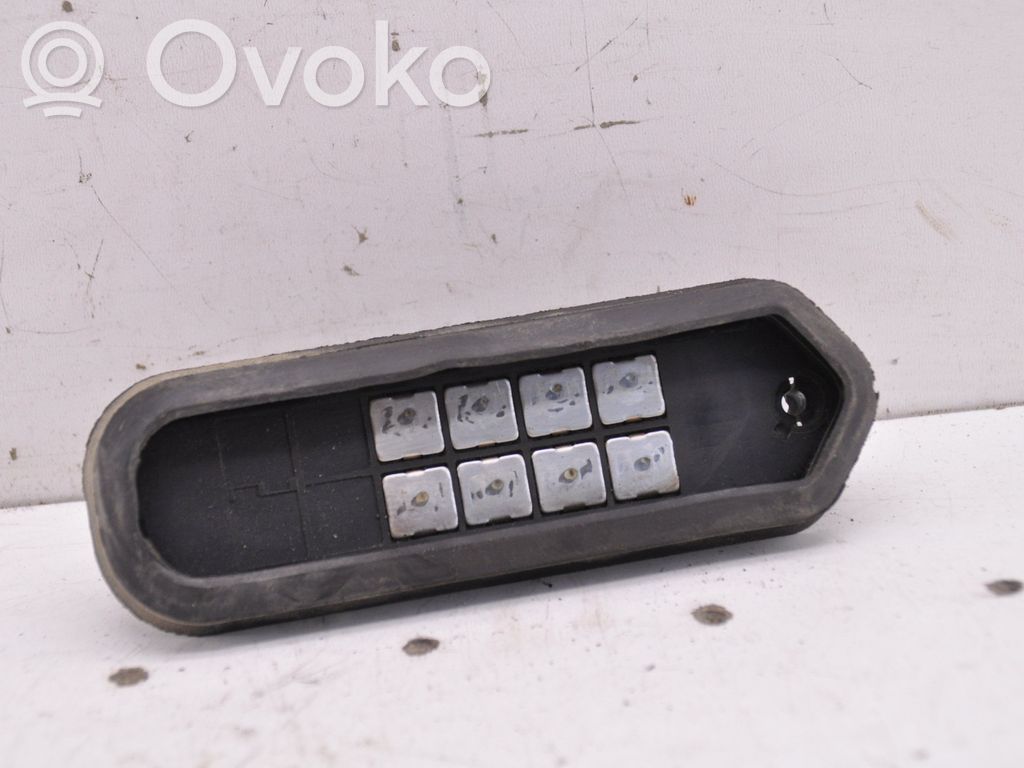 Toyota Proace Liukuoven kytkinnivel 