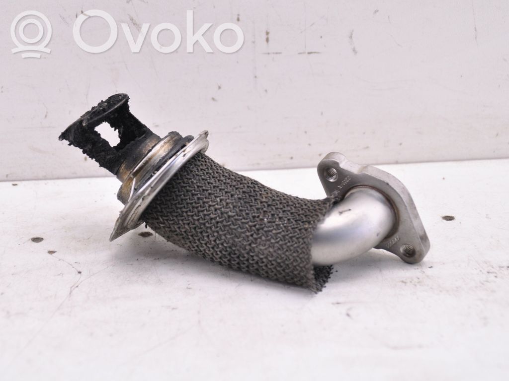 Toyota Proace EGR-linjan letku 