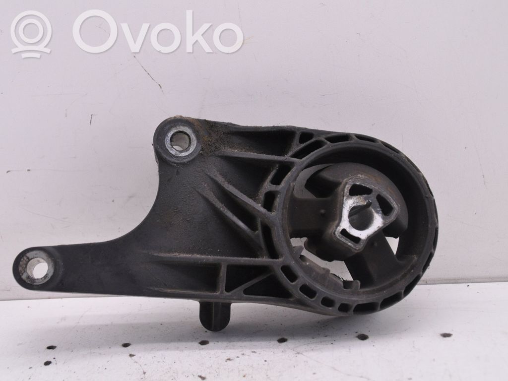 Opel Astra J Engine mount bracket 