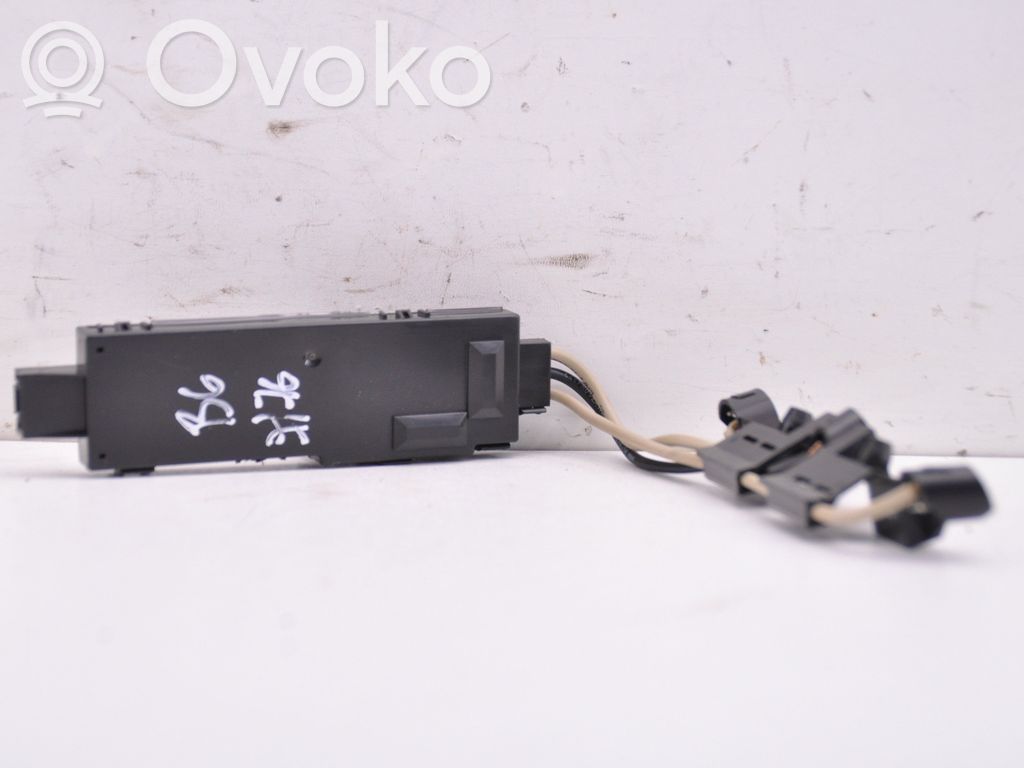 Volkswagen PASSAT B6 Unidad de control/módulo de alarma 