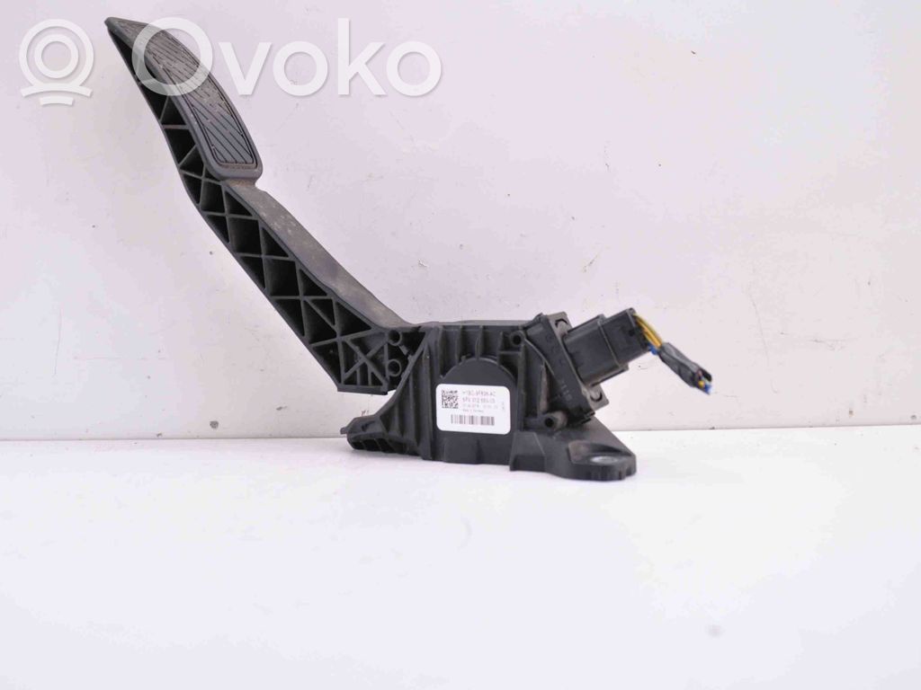 Ford Fiesta Accelerator throttle pedal 