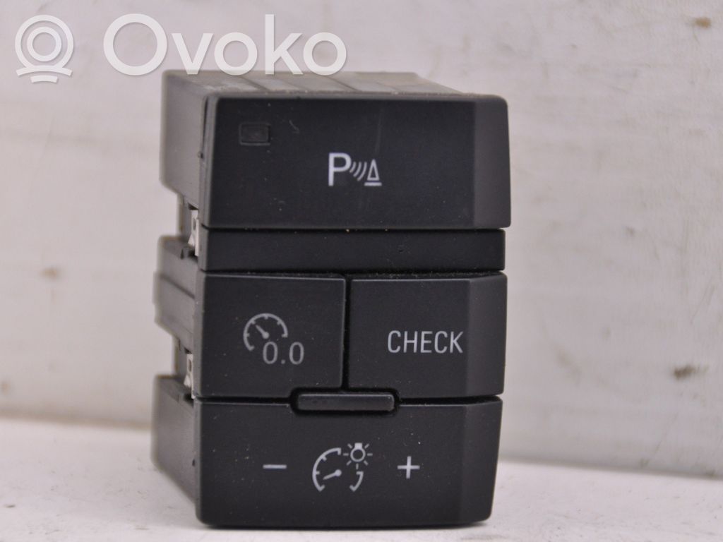 Audi Q7 4L Interruptor del sensor de aparcamiento (PDC) 