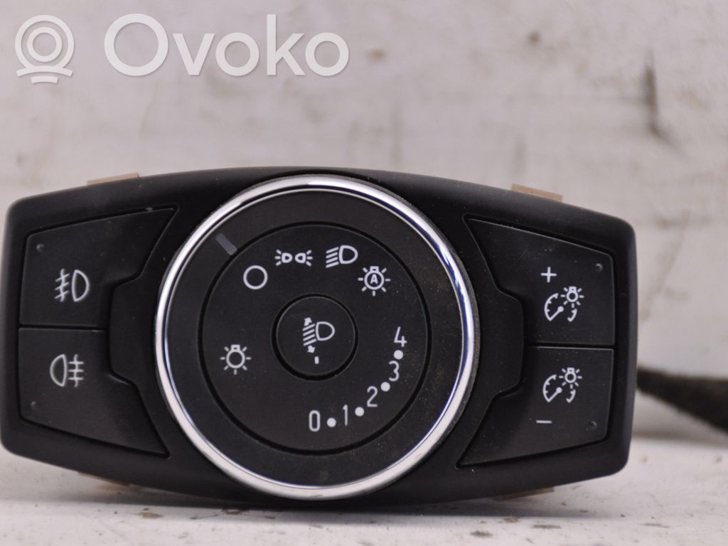 Ford Focus Light switch 