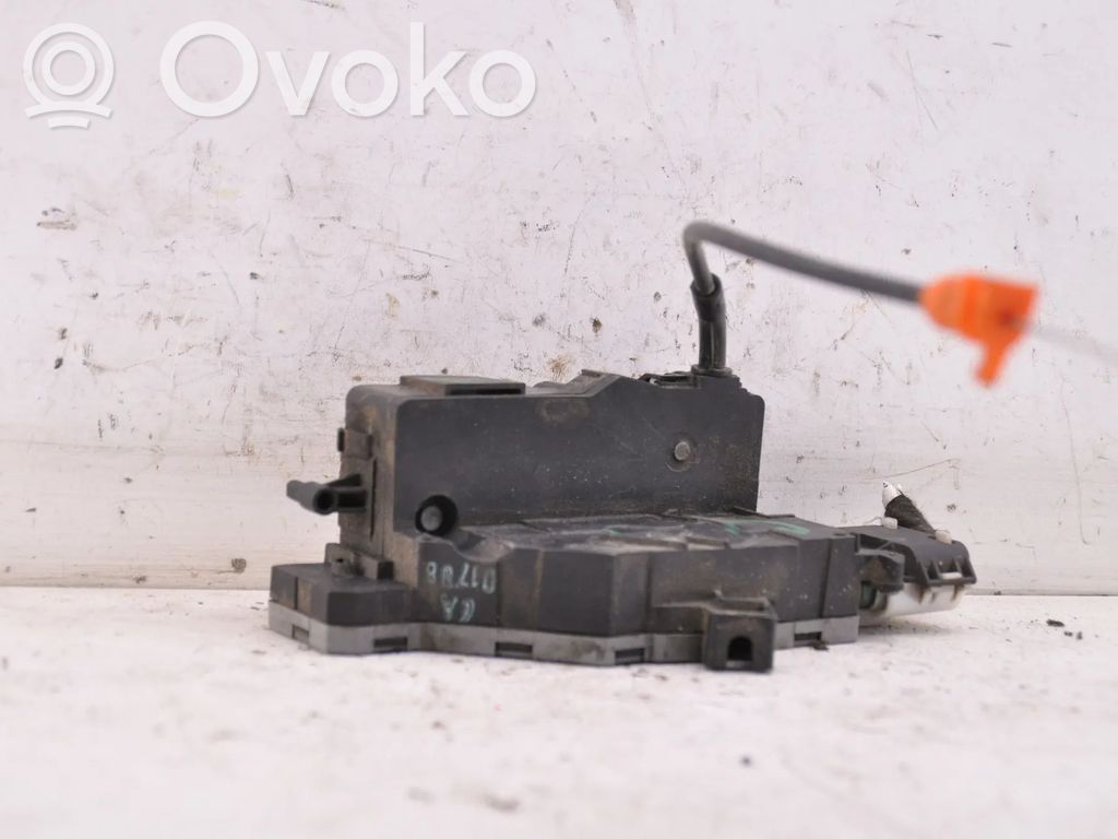 Citroen C4 I Picasso Aizmugurē slēdzene 