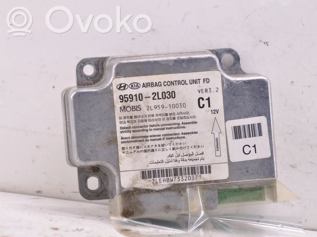 Hyundai i30 Airbag control unit/module 