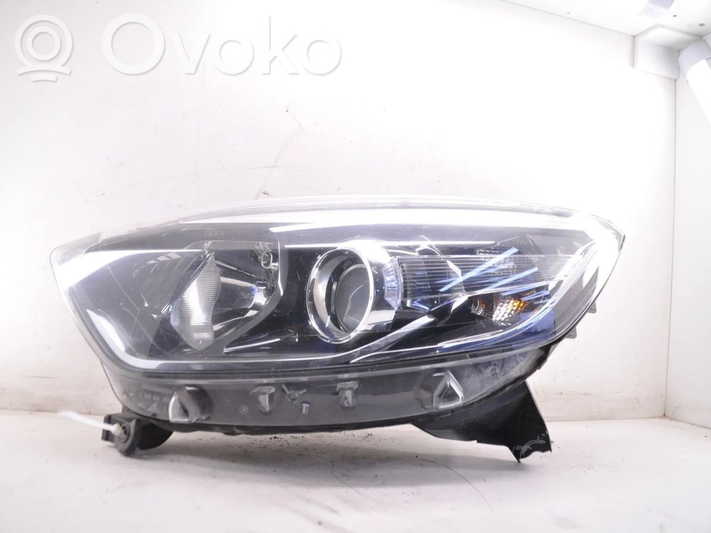 Renault Captur Headlight/headlamp 