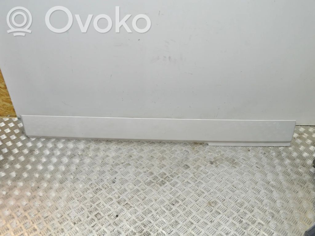 Volkswagen Transporter - Caravelle T6 Slidės apdaila 