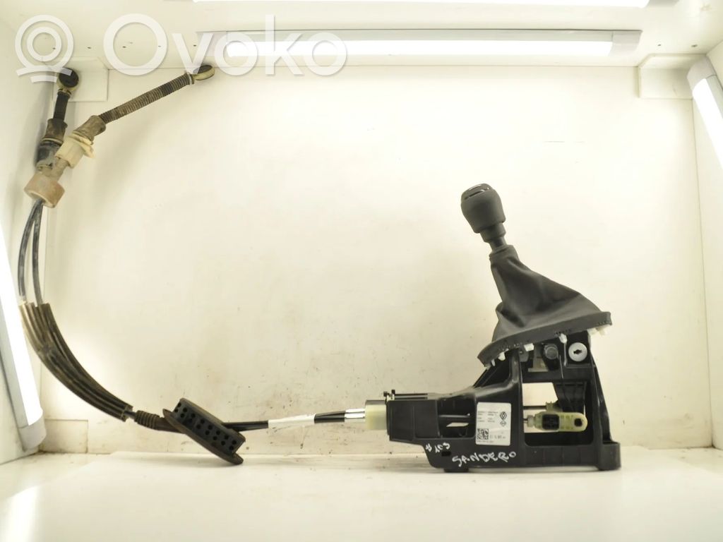 Dacia Sandero III Gear shifter/selector 