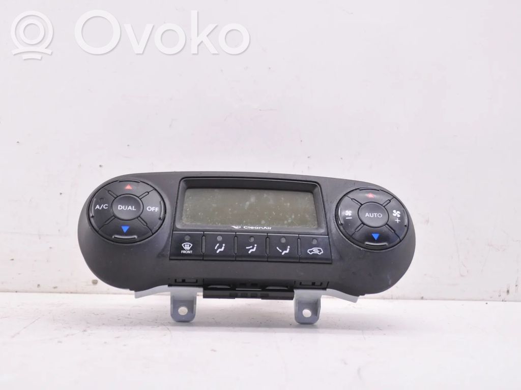 Hyundai ix35 Przełącznik / Włącznik nawiewu dmuchawy 