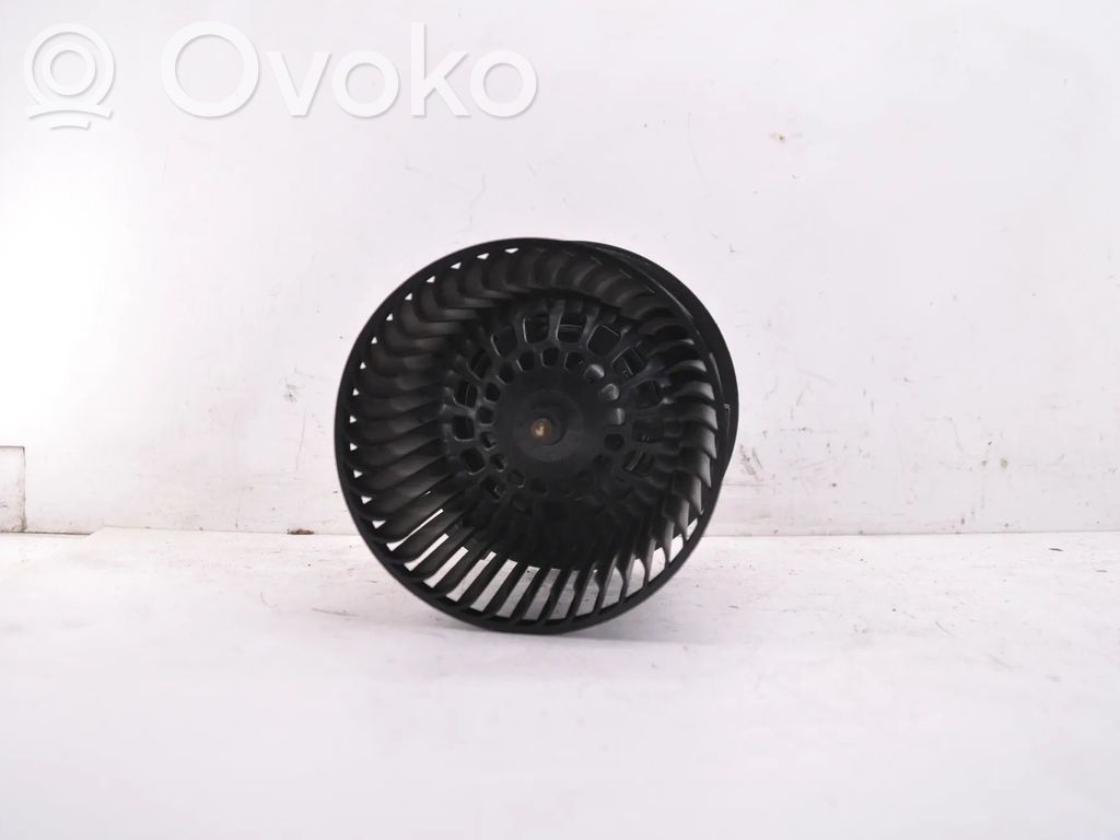 Peugeot 208 I Mazā radiatora ventilators 