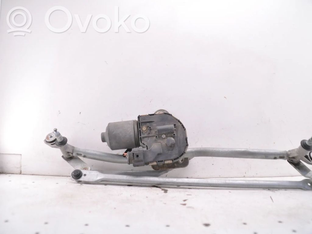 Audi A6 S6 C6 4F Motor y varillaje del limpiaparabrisas delantero 