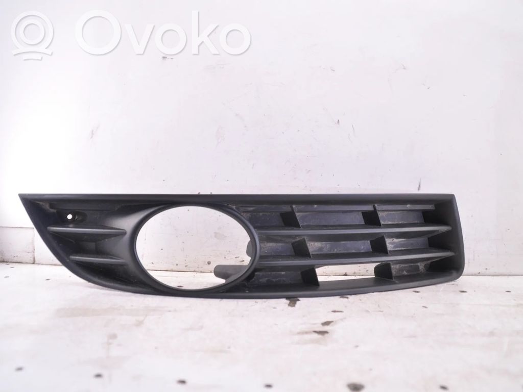 Volkswagen PASSAT B6 Krata halogenu 