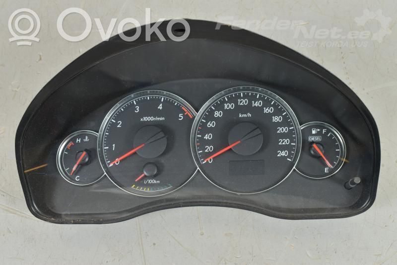 Subaru Legacy Licznik / Prędkościomierz 