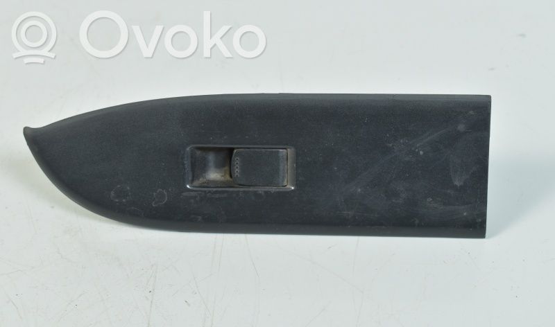 Suzuki Grand Vitara II Electric window control switch 