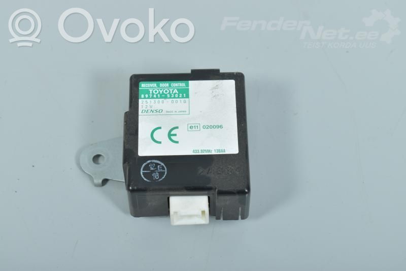 Lexus IS 200-300 Keskuslukituksen rele 