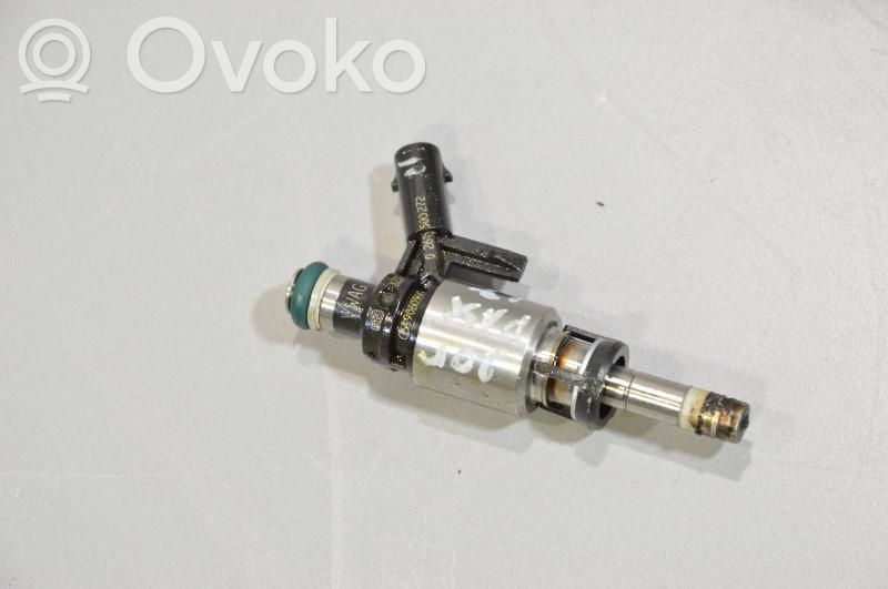 Inyector de combustible   0261500272,06A906036G