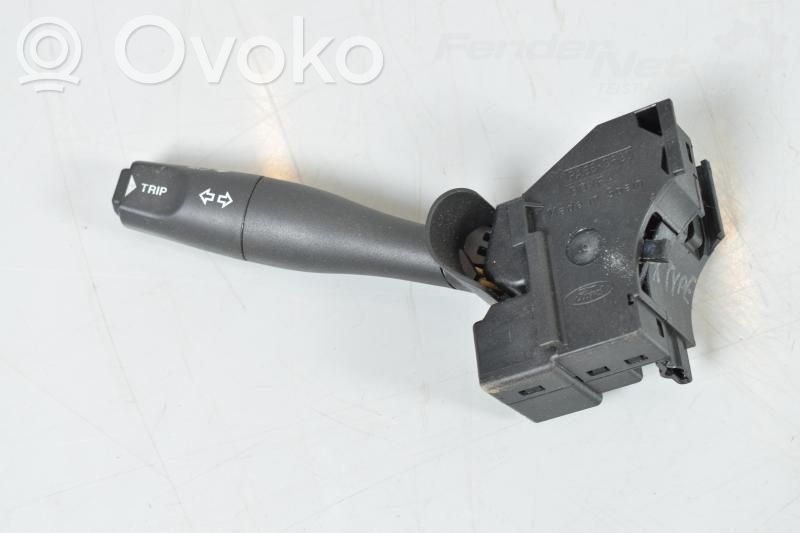 Jaguar X-Type Wiper turn signal indicator stalk/switch 