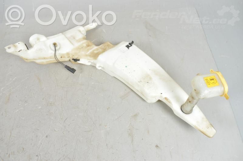 Ford Focus Langų skysčio bakelis 