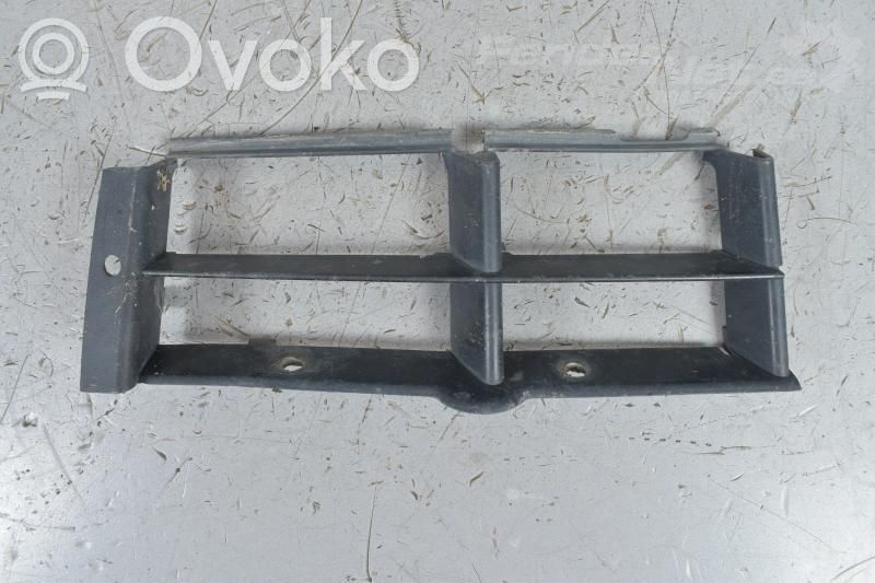 BMW 5 E39 Front fog light trim/grill 