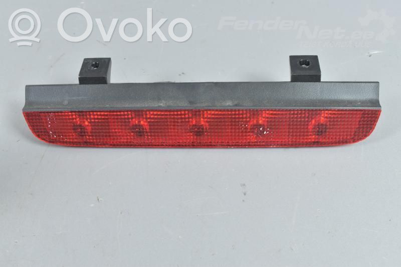 Third/center stoplight   3582081A00