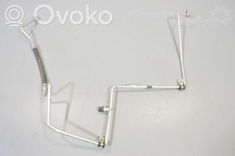 Ilmastointilaitteen putki (A/C)   8200750971,924406088R