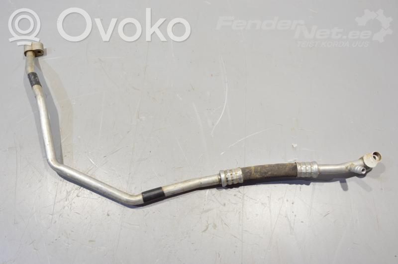 Ilmastointilaitteen putki (A/C)   2H1820743