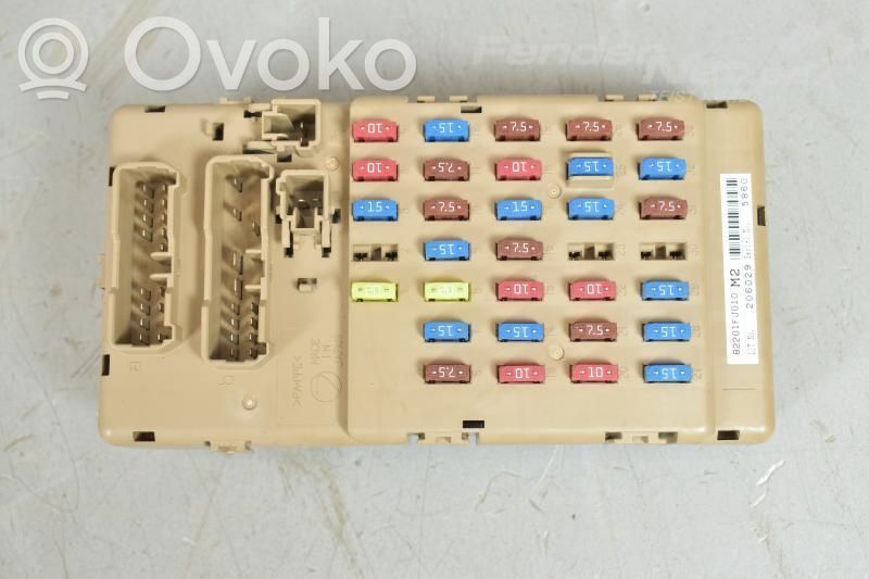 Fuse box set   82201FJ010