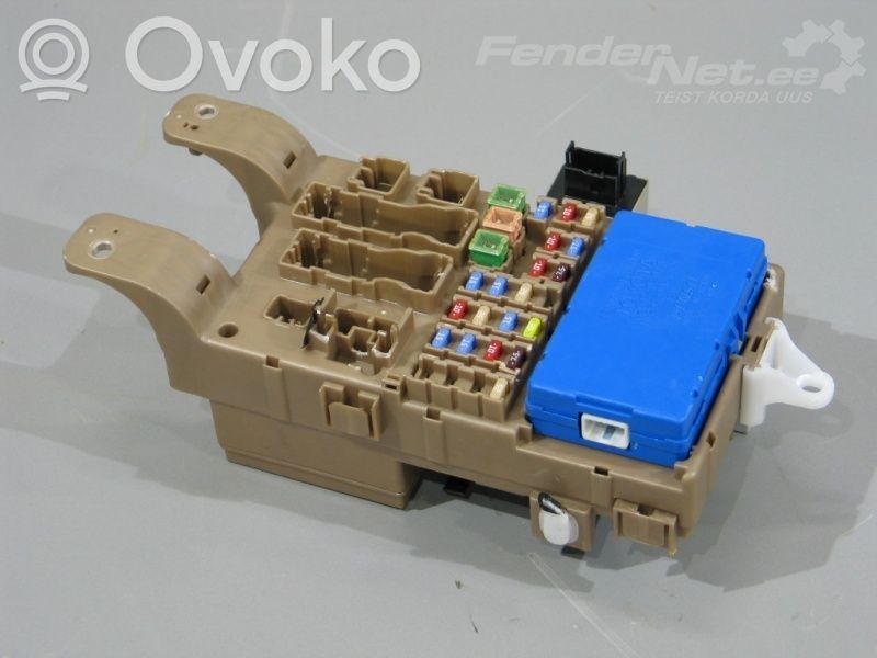 Toyota Corolla E120 E130 Fuse box set 